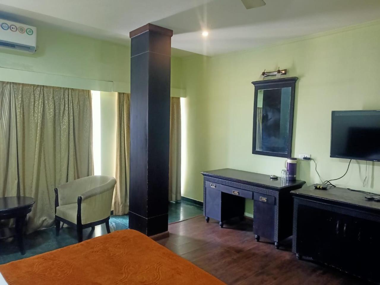 Hotel Skylark Ναγκπούρ Εξωτερικό φωτογραφία