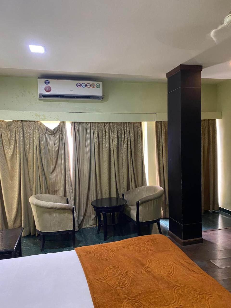 Hotel Skylark Ναγκπούρ Εξωτερικό φωτογραφία